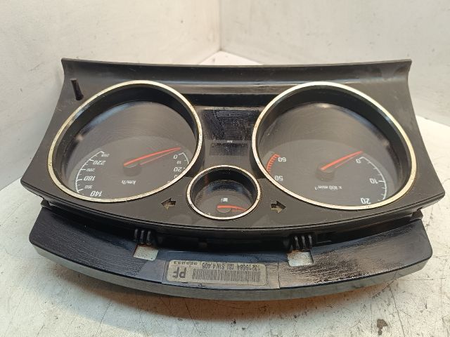 bontott OPEL ZAFIRA B Kilométeróra