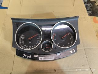 bontott OPEL ZAFIRA B Kilométeróra