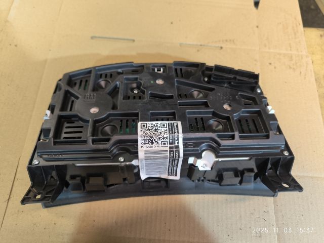 bontott OPEL ZAFIRA B Kilométeróra