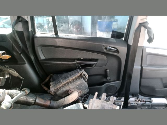 bontott OPEL ZAFIRA B Kilométeróra