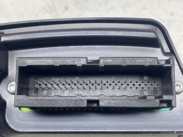 bontott OPEL ZAFIRA B Kilométeróra