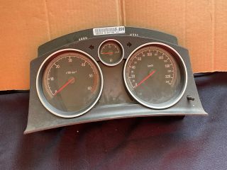 bontott OPEL ZAFIRA B Kilométeróra