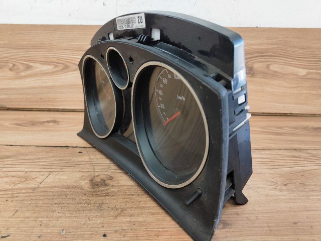 bontott OPEL ZAFIRA B Kilométeróra