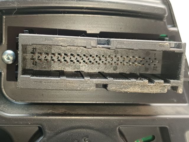 bontott OPEL ZAFIRA B Kilométeróra