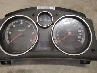 bontott OPEL ZAFIRA B Kilométeróra