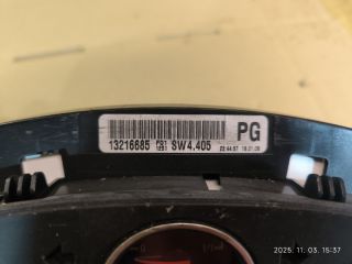 bontott OPEL ZAFIRA B Kilométeróra