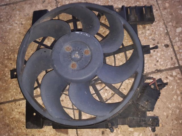 bontott OPEL ZAFIRA B Klímahűtő Ventilátor