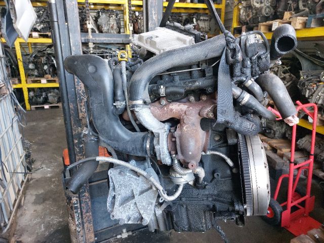 bontott OPEL ZAFIRA B Komplett Motor (Segédberendezésekkel)