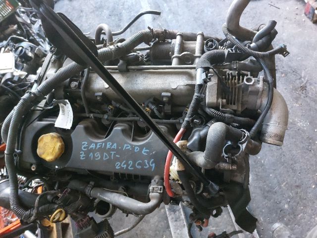 bontott OPEL ZAFIRA B Komplett Motor (Segédberendezésekkel)