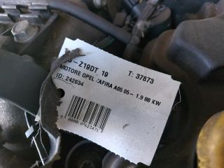 bontott OPEL ZAFIRA B Komplett Motor (Segédberendezésekkel)