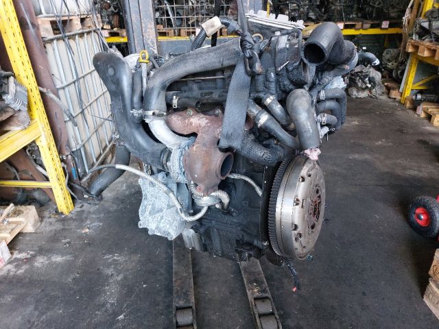 bontott OPEL ZAFIRA B Komplett Motor (Segédberendezésekkel)