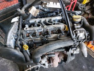 bontott OPEL ZAFIRA B Komplett Motor (Segédberendezésekkel)