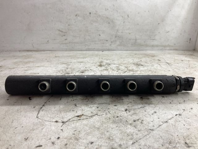 bontott OPEL ZAFIRA B Közösnyomócső