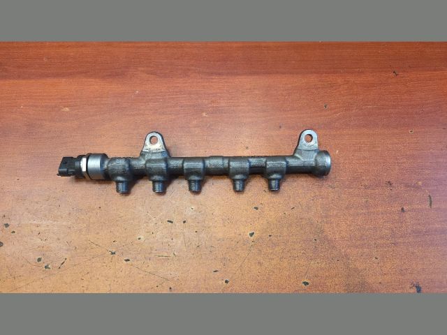 bontott OPEL ZAFIRA B Közösnyomócső