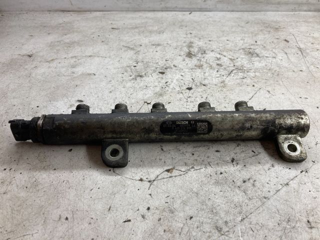 bontott OPEL ZAFIRA B Közösnyomócső