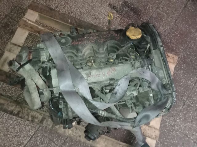 bontott OPEL ZAFIRA B Motor (Fűzött blokk hengerfejjel)