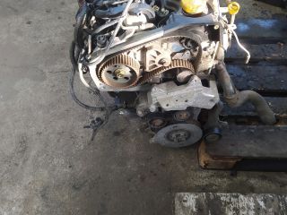 bontott OPEL ZAFIRA B Motor (Fűzött blokk hengerfejjel)