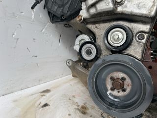 bontott OPEL ZAFIRA B Motor (Fűzött blokk hengerfejjel)