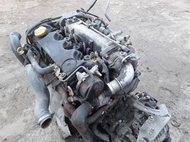 bontott OPEL ZAFIRA B Motor (Fűzött blokk hengerfejjel)