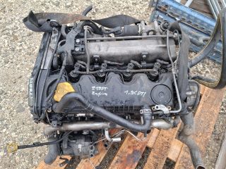 bontott OPEL ZAFIRA B Motor (Fűzött blokk hengerfejjel)