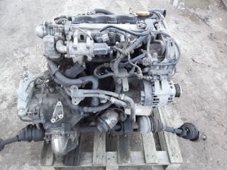 bontott OPEL ZAFIRA B Motor (Fűzött blokk hengerfejjel)