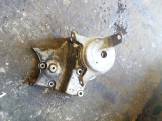 bontott OPEL ZAFIRA B Motor Tartó Bak Jobb