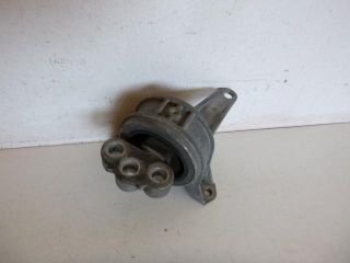 bontott OPEL ZAFIRA B Motor Tartó Bak Jobb