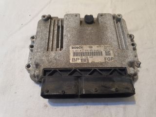 bontott OPEL ZAFIRA B Motorvezérlő