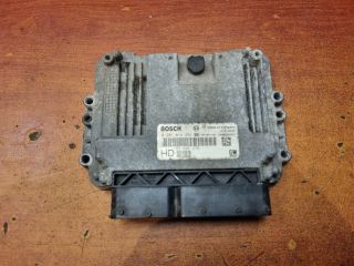 bontott OPEL ZAFIRA B Motorvezérlő