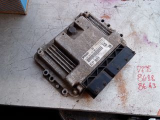 bontott OPEL ZAFIRA B Motorvezérlő