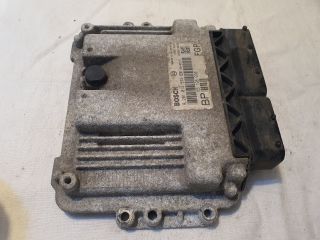 bontott OPEL ZAFIRA B Motorvezérlő