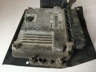 bontott OPEL ZAFIRA B Motorvezérlő