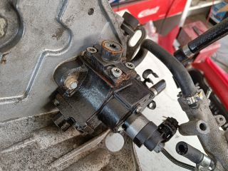 bontott OPEL ZAFIRA B Nagynyomású Szivattyú