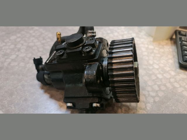 bontott OPEL ZAFIRA B Nagynyomású Szivattyú