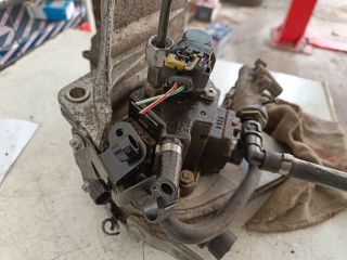 bontott OPEL ZAFIRA B Nagynyomású Szivattyú