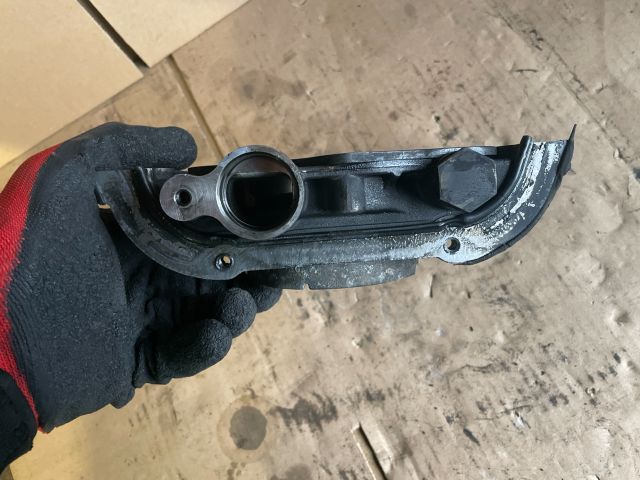 bontott OPEL ZAFIRA B Olajszivattyú