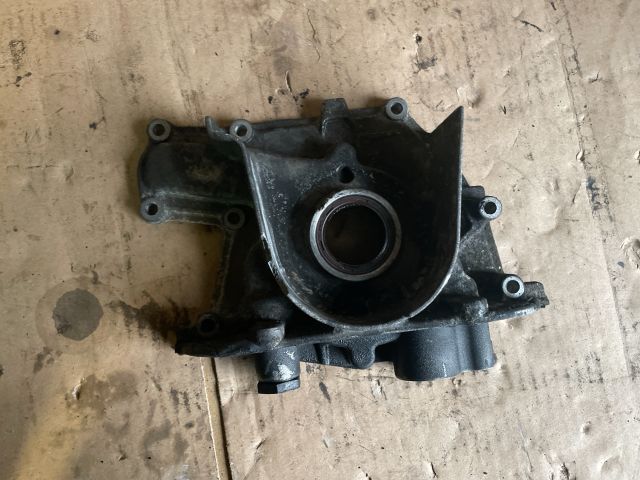 bontott OPEL ZAFIRA B Olajszivattyú