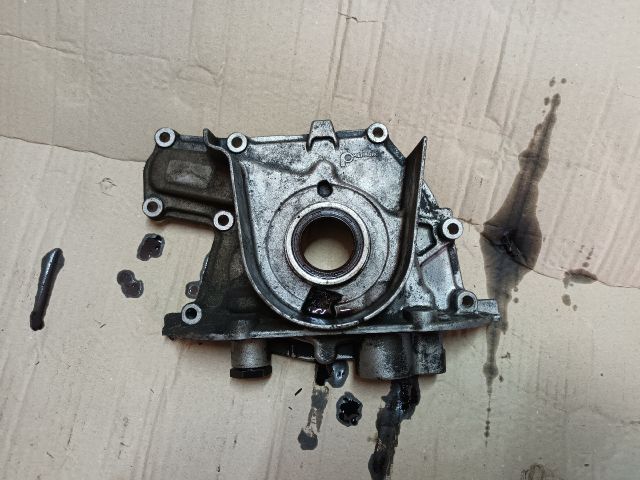 bontott OPEL ZAFIRA B Olajszivattyú