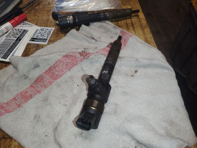 bontott OPEL ZAFIRA B Porlasztó (1 db)