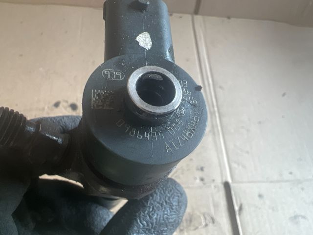 bontott OPEL ZAFIRA B Porlasztó (1 db)