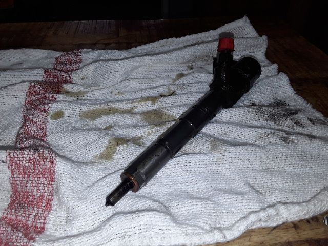 bontott OPEL ZAFIRA B Porlasztó (1 db)