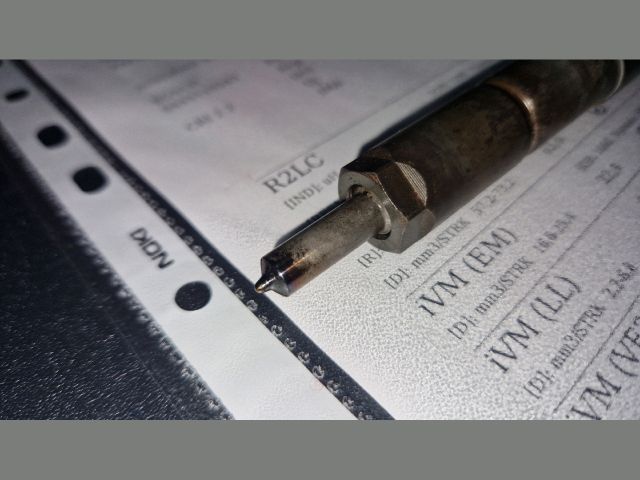 bontott OPEL ZAFIRA B Porlasztó (1 db)