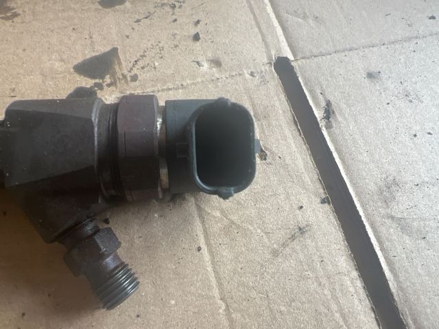 bontott OPEL ZAFIRA B Porlasztó (1 db)