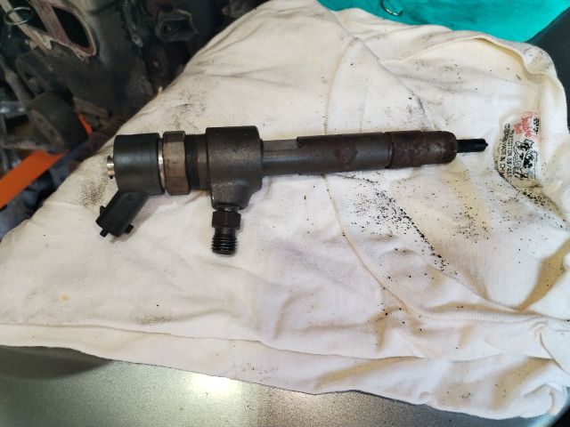 bontott OPEL ZAFIRA B Porlasztó (1 db)