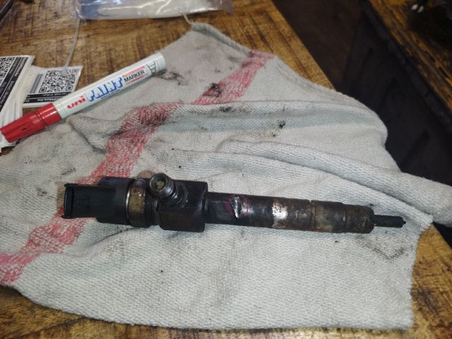 bontott OPEL ZAFIRA B Porlasztó (1 db)