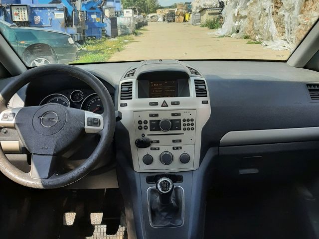 bontott OPEL ZAFIRA B Üzemanyag Szivattyú