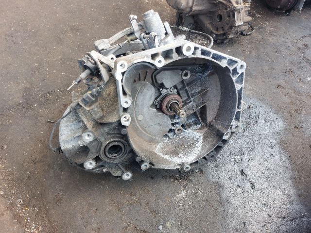 bontott OPEL ZAFIRA B Váltó (Mechanikus)