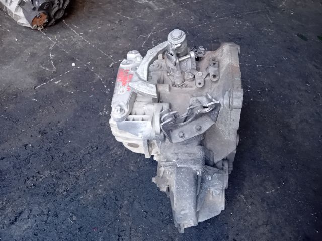 bontott OPEL ZAFIRA B Váltó (Mechanikus)