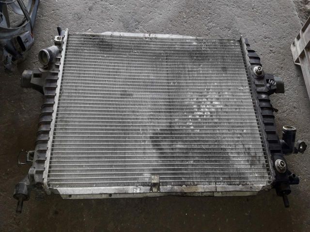 bontott OPEL ZAFIRA B Vízhűtő Radiátor (Klímás)