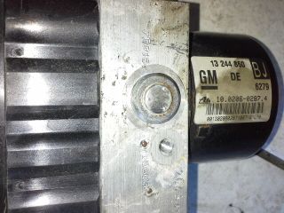 bontott OPEL ZAFIRA B ABS Kocka